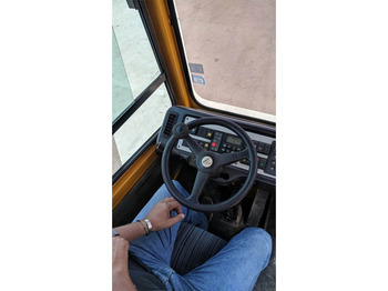 Tracteur portuaire Terberg YT182: photos 3