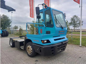 Tracteur portuaire TERBERG