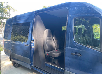 Fourgon utilitaire MERCEDES-BENZ Sprinter 317