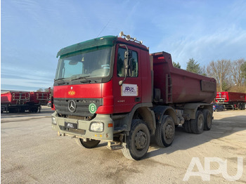Camion benne MERCEDES-BENZ Actros 4144
