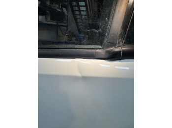 Portière et pièces pour Camion neuf DAF CF EURO 6 PORTIER LINKS COMPLEET 1950970A6: photos 3 Portière et pièces pour Camion neuf DAF CF EURO 6 PORTIER LINKS COMPLEET 1950970A6: photos 3