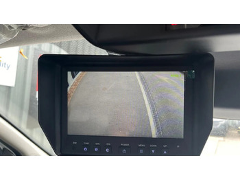 Véhicule utilitaire 2024 Renault Trafic with Traffic Management Spec body: photos 5