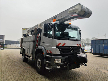Camion, Camion grue Mercedes-Benz Axor 1824 - Lifting basket: photos 3 Camion, Camion grue Mercedes-Benz Axor 1824 - Lifting basket: photos 3