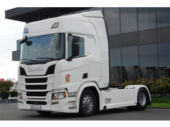 Tracteur routier SCANIA