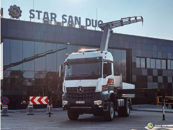 Camion grue MERCEDES-BENZ Arocs 1851