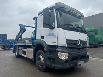 Camion multibenne MERCEDES-BENZ Antos 1833