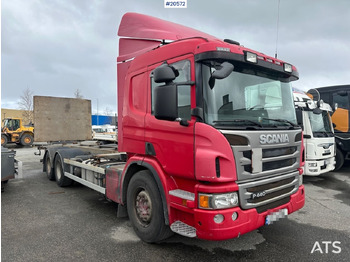 Camion porte-conteneur/ Caisse mobile SCANIA P