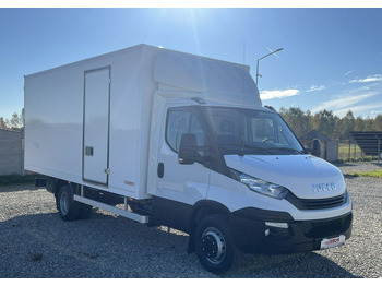 Camion fourgon IVECO Daily
