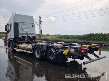 Camion porte-conteneur/ Caisse mobile 2019 Iveco 460 NP STRALIS: photos 3
