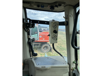 Tracteur agricole Fendt 718 Com3 Vario TMS: photos 2 Tracteur agricole Fendt 718 Com3 Vario TMS: photos 2