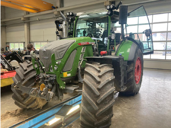 Tracteur agricole FENDT 724 Vario