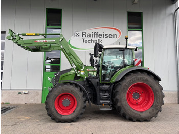 Tracteur agricole FENDT 700 Vario