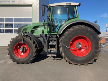 Tracteur agricole FENDT 826 Vario
