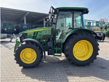 Tracteur agricole JOHN DEERE 5090M