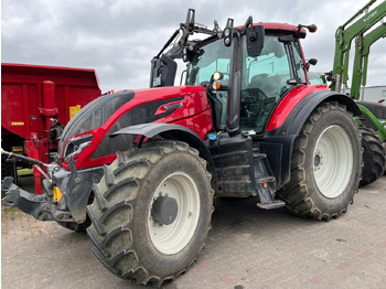 Tracteur agricole VALTRA T-series