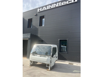 Cabine et intérieur MITSUBISHI