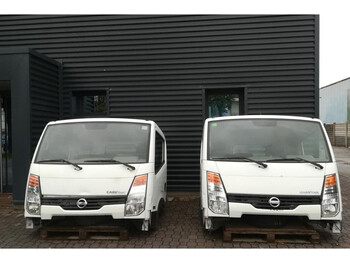 Cabine et intérieur NISSAN