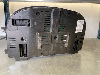 Cabine et intérieur MAN