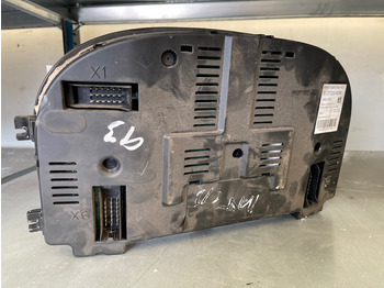 Cabine et intérieur MAN