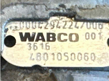 Valve de frein pour Bus MERCEDES BRAKE VALVE A0004294224: photos 3 Valve de frein pour Bus MERCEDES BRAKE VALVE A0004294224: photos 3