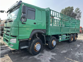 Camion plateau SINOTRUK HOWO