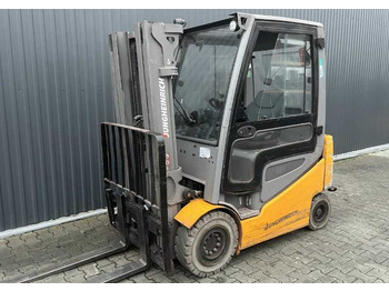 Chariot élévateur électrique JUNGHEINRICH EFG 425