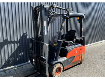 Chariot élévateur électrique LINDE E16