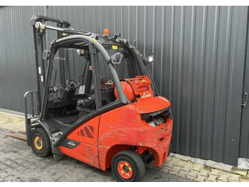 Chariot élévateur à gaz Linde H25T-02: photos 3