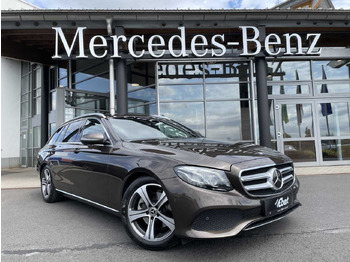 Voiture MERCEDES-BENZ