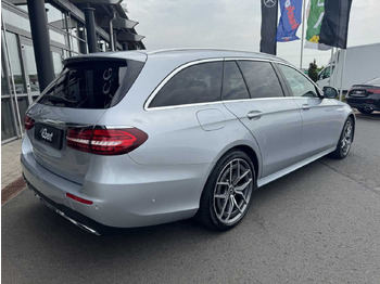 Voiture Mercedes-Benz E 220d T AMG+AHK+ESD+RKamera+TotW+ Ambiente: photos 4