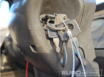 Camion fourgon MERCEDES-BENZ