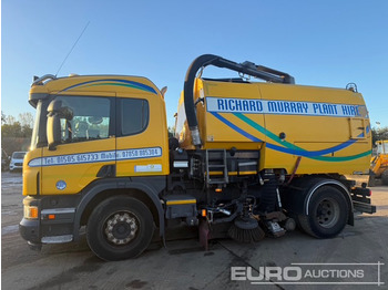 Balayeuse de voirie SCANIA P