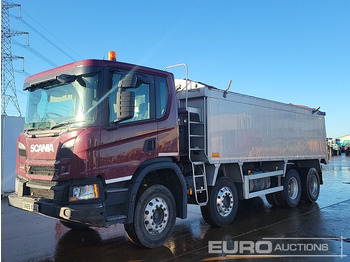 Camion benne SCANIA P 410