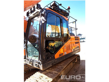 Pelle sur chenille DOOSAN DX140LC-5
