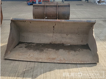 Godet 88" Loading Bucket to suit Telehandler: photos 4