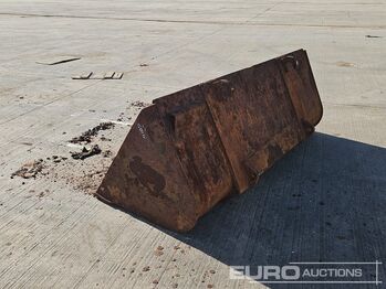 Godet 90" Loading Bucket to suit Telehandler: photos 3
