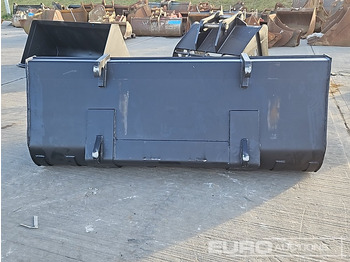 Godet neuf 90" Loading Bucket to suit Telehandler: photos 4 Godet neuf 90" Loading Bucket to suit Telehandler: photos 4