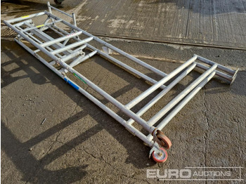Matériel de chantier Aluminium Access Platform: photos 1