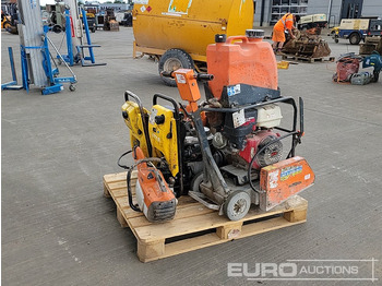 Travaux routiers Belle CSXA01 Petrol Road Saw, Honda Engine, Wacker Neuson BS60-2 Petrol Trench Compactor (2 of), Stihl TS 480i Petrol Quick Cut Saw (2 of): photos 5