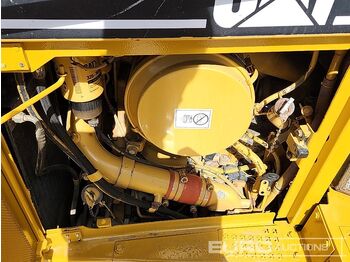 Bulldozer CAT D6R: photos 5 Bulldozer CAT D6R: photos 5
