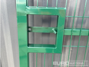 Machine agricole 1.2m x 2.4m Pedestrian Gate, Heavy Duty Galvanized Powder Coated, 80mm x 80mm x 3m Post (2 of), Assembly Kit (Green): photos 4