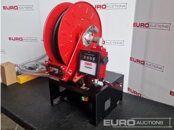 Équipement de garage Unused Boss 12v Pump, Retractable Hose Reel, 10m Hose, Flow Meter: photos 2