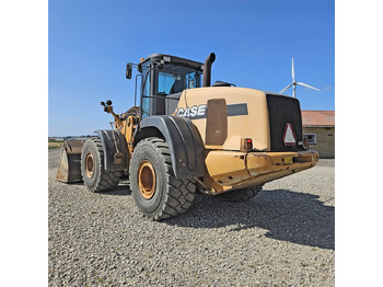 Chargeuse sur pneus Case 921 E: photos 4 Chargeuse sur pneus Case 921 E: photos 4