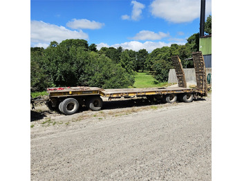 Remorque porte-engin surbaissée GOLDHOFER