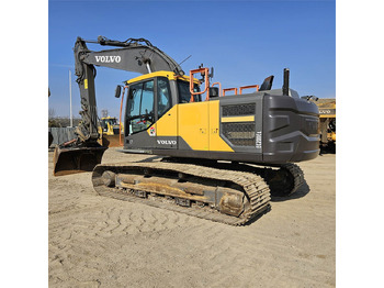 Pelle sur chenille VOLVO EC200