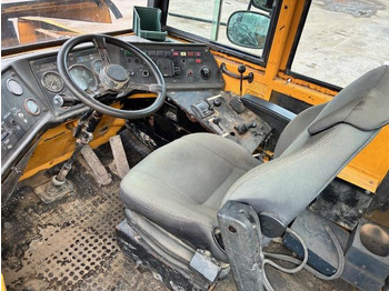 Tombereau articulé Volvo A 25B: photos 5