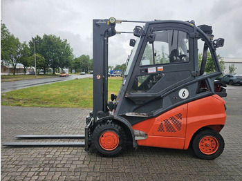 Chariot élévateur à gaz LINDE H40