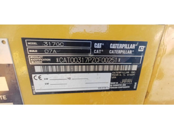 Pelle sur chenille CAT 317 GC: photos 5