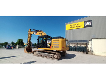 Pelle sur chenille CAT 326F: photos 4