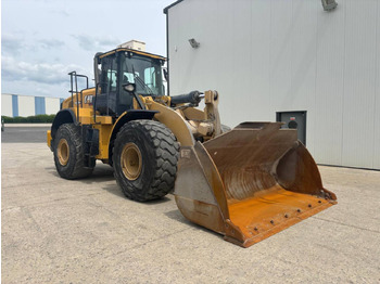Chargeuse sur pneus CATERPILLAR 966MXE